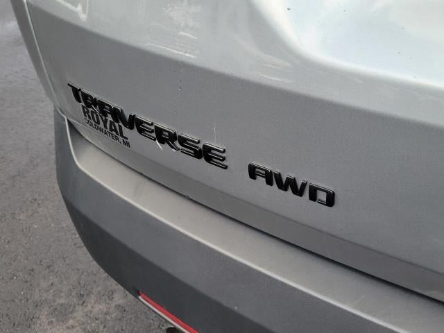 2023 Chevrolet Traverse RS