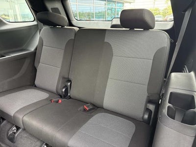 2024 Chevrolet Traverse Limited LT Cloth